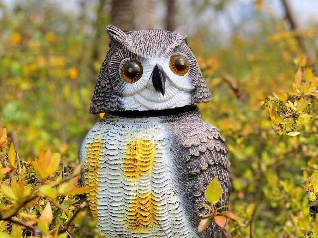 Owl with Solar Panel LED eyes